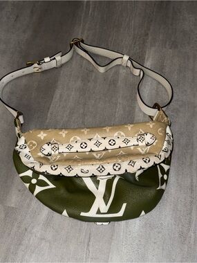 Louis Vuitton Monogram BumBag